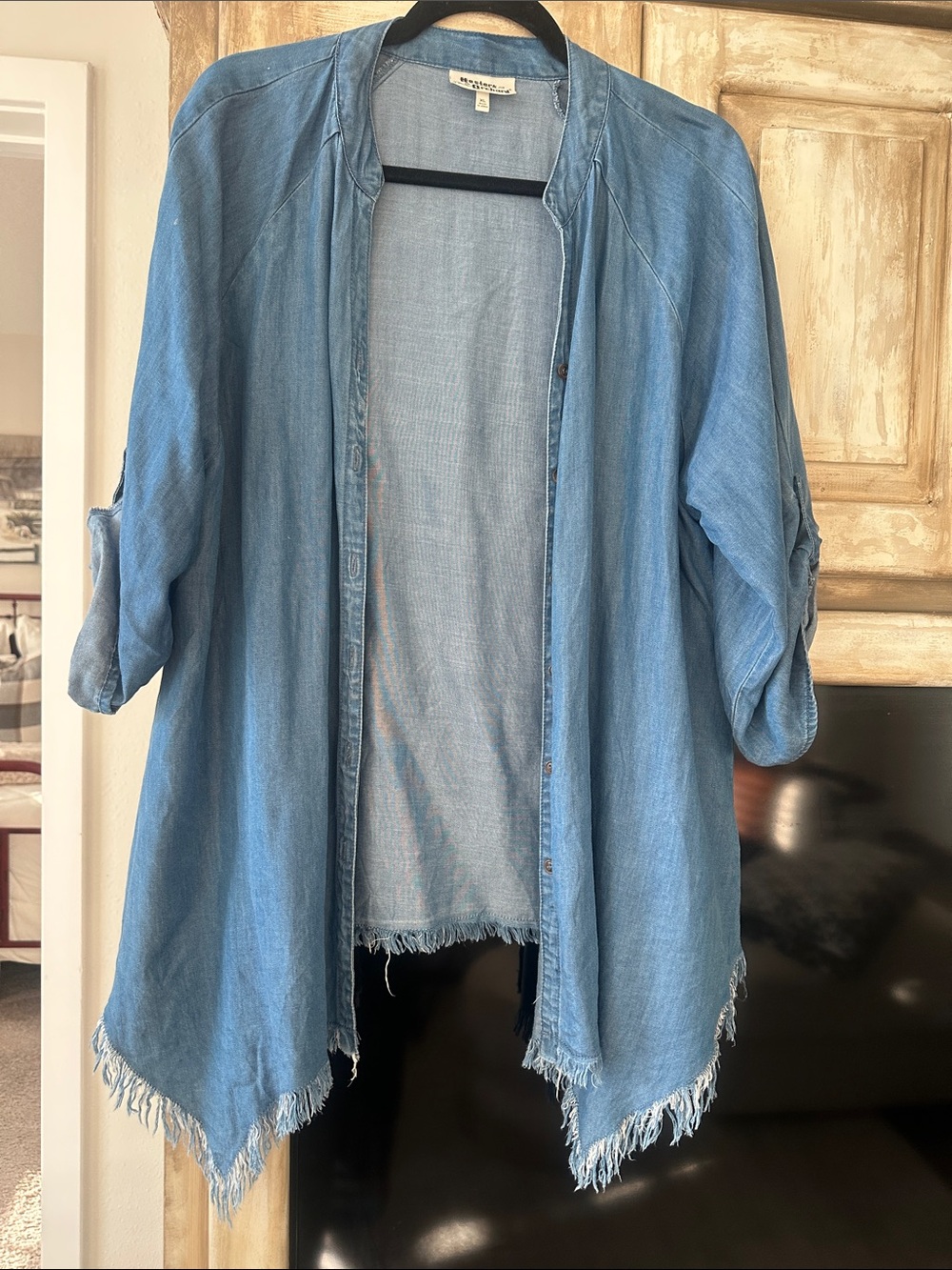 Light Blue Denim Frayed Hem Open Front Blouse - Hester & Orchard size XL